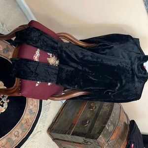 Theory size M legging with turtle neck in Black velour